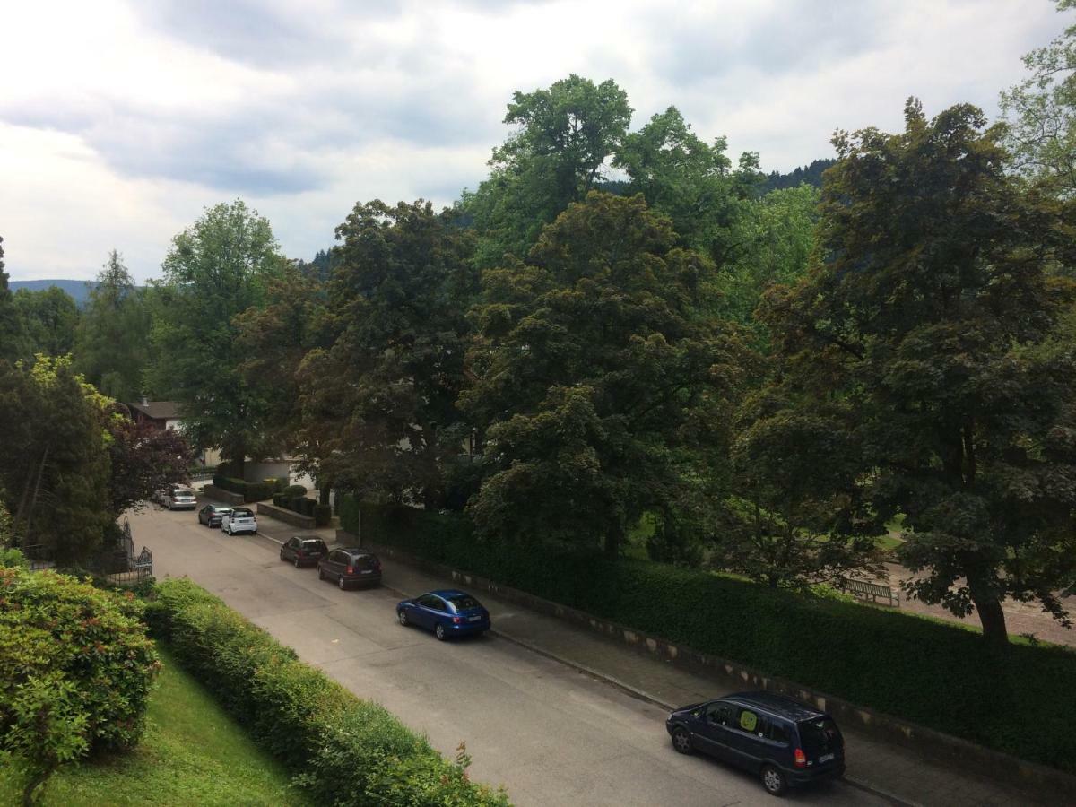 Suite Mit Blick Auf Die Lichtentaler Allee Baden-Baden Bagian luar foto