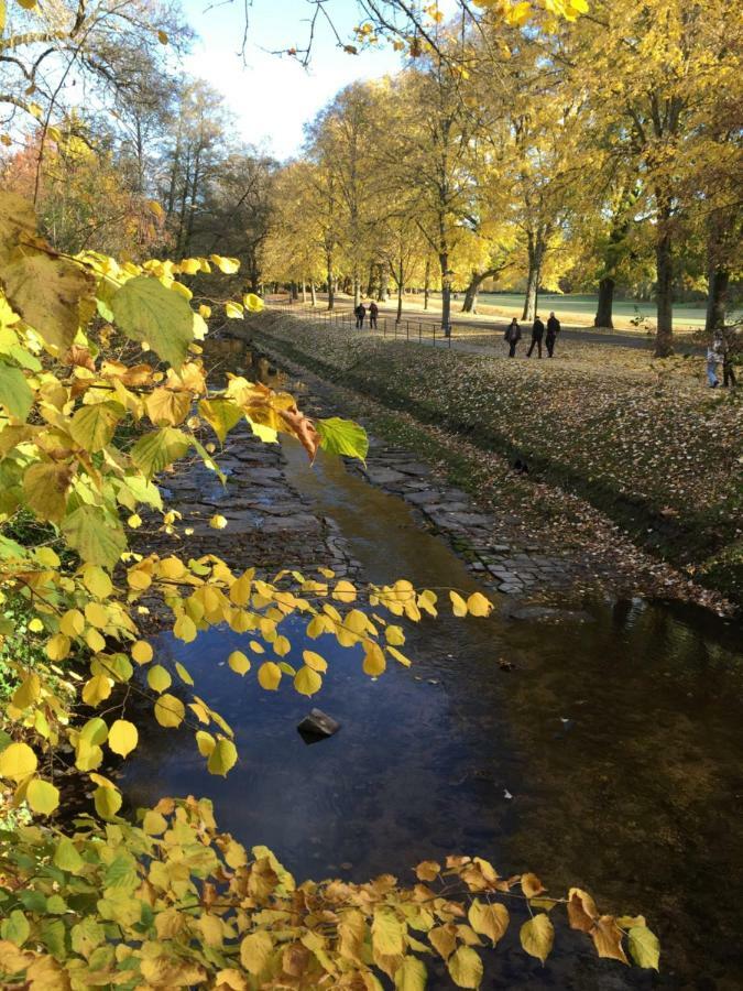 Suite Mit Blick Auf Die Lichtentaler Allee Baden-Baden Bagian luar foto